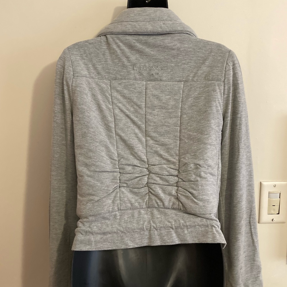 Grey Jacket❓ - Picture 6 of 16
